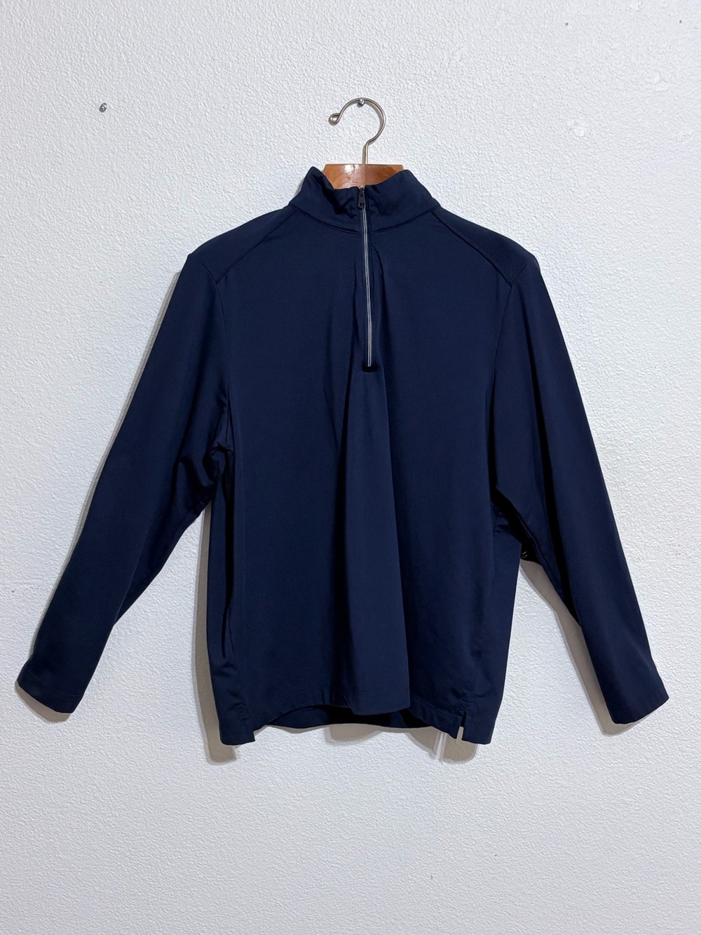 Greg Norman Play Dry Golf Pullover 🦈